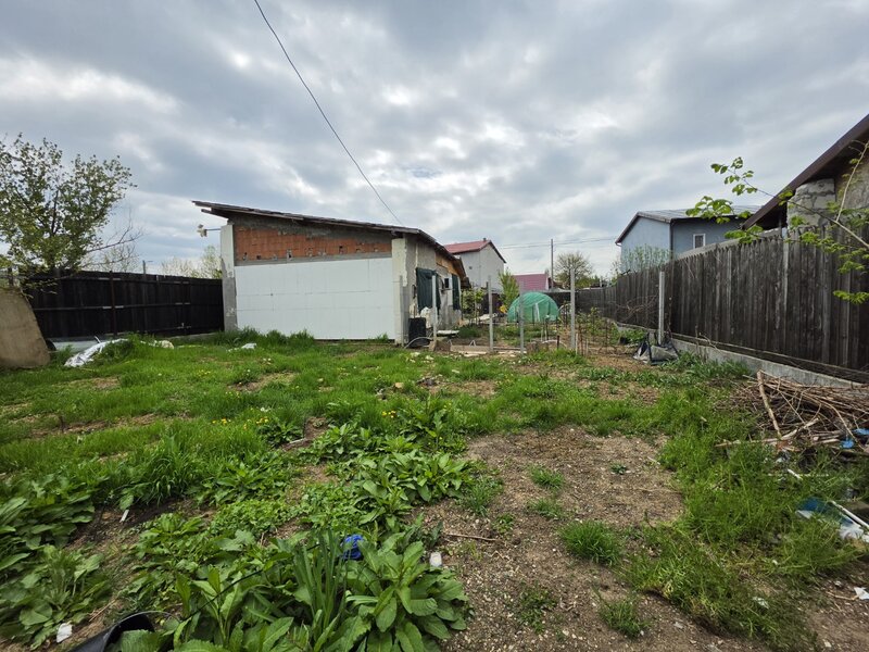 Petricani, strada Steaua Rosie, Lacul Plumbuita, 600 mp, toate utilitatile.